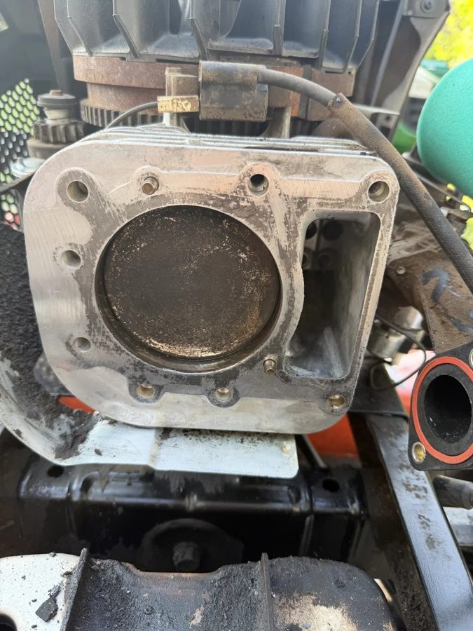 Small engine cylinder and piston repair